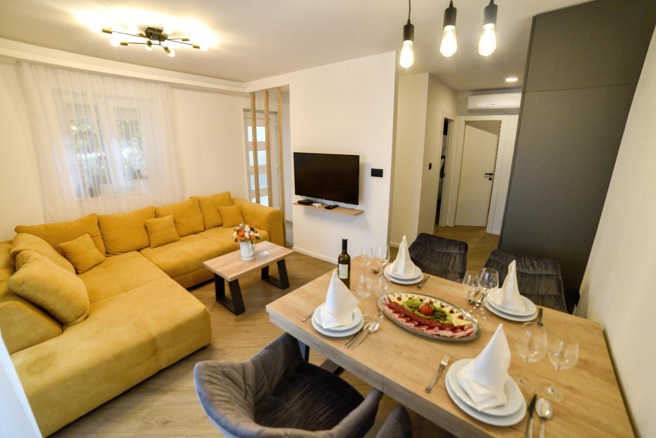 Luxury Apartment Knezovic Синь Экстерьер фото